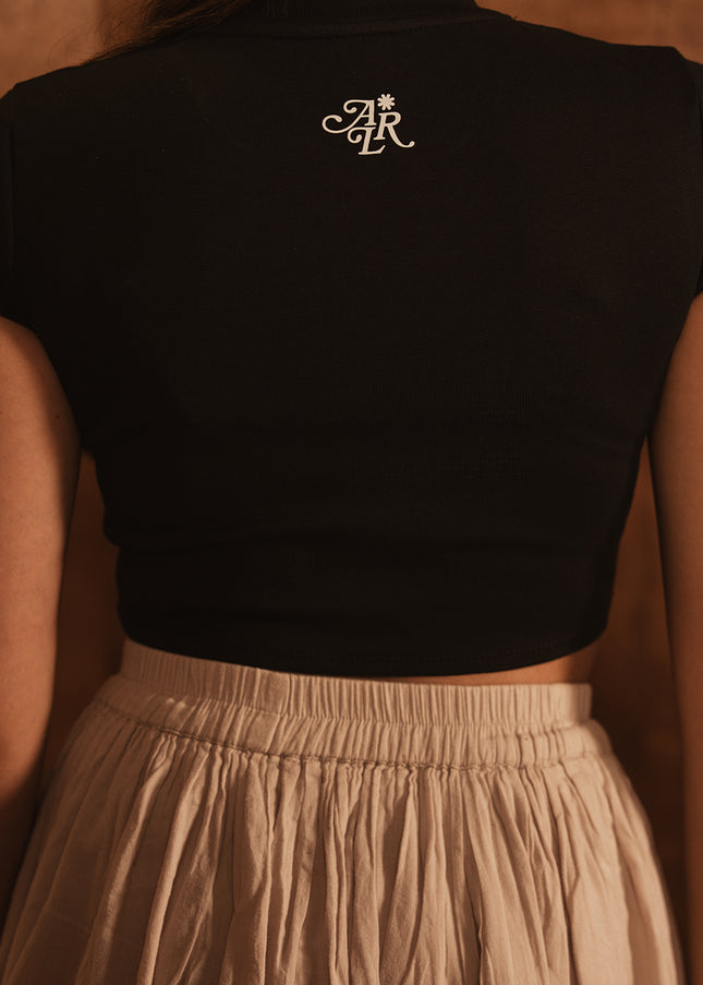 BLACK BABY TEE